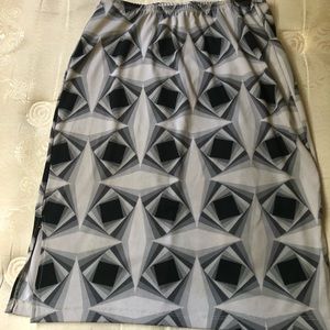 Forever 21 / Black and Gray Skirt